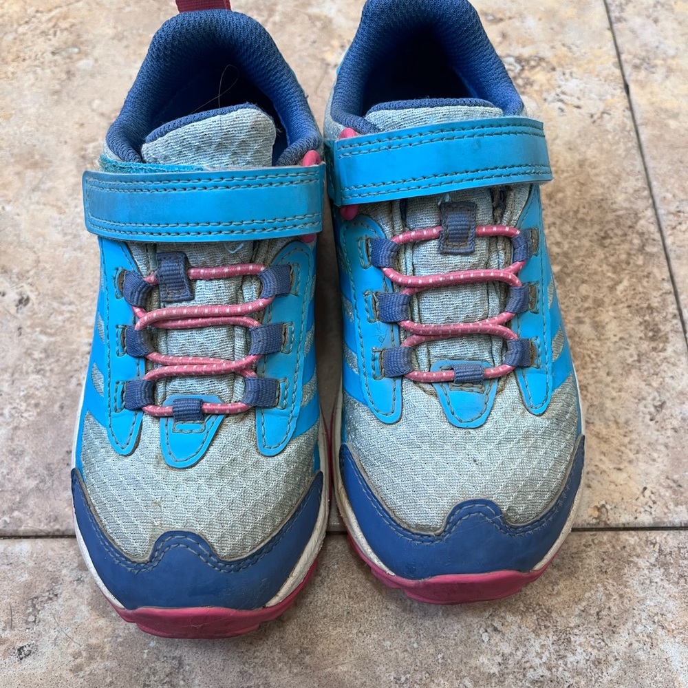 Blue and Pink Sneakers with Velcro Closure and Breathable Mesh
